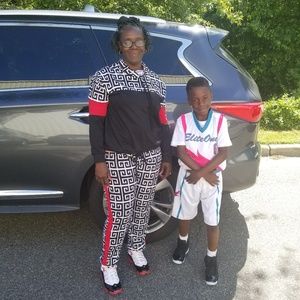 Meet your Posher, Annette